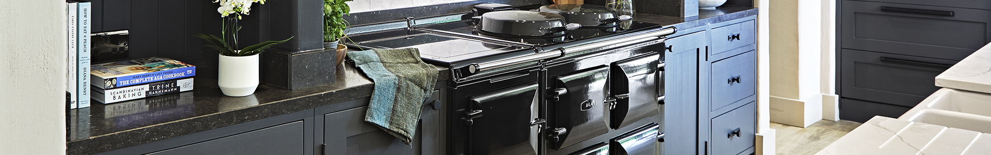 AGA 7 Series cooker in Black